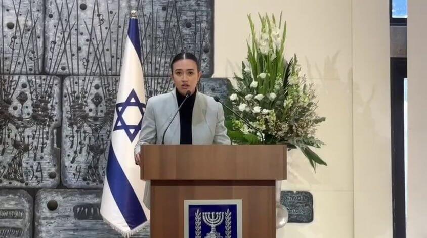 ארגמני בדיון הבוקר בבית הנשיא. "לא יודעים מה מצבם של 100 חטופים שעדיין נמצאים שם" (צילום: דוברות מטה המשפחות להחזרת החטופים) נועה ארגמני בדיון על מצבם הרפואי של החטופים בבית הנשיא