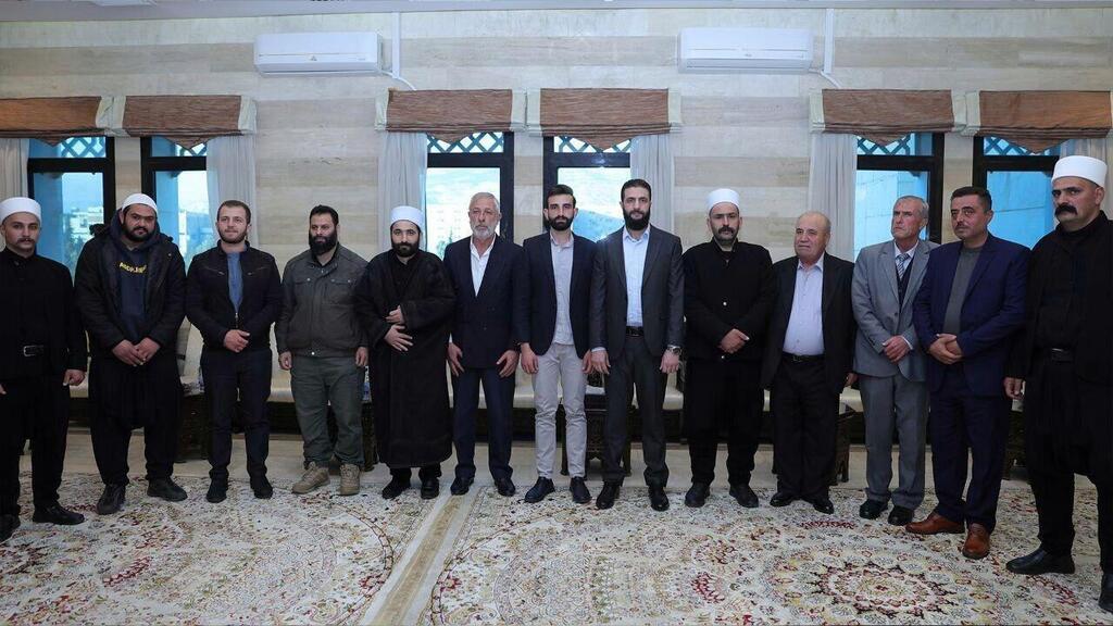 Al-Sharaa meets the Druze המשלחת הדרוזית אצל א-שרע