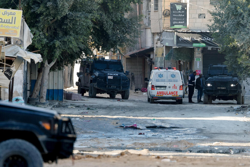 כוחות ביטחון פלסטינים בג'נין (צילום: REUTERS/Raneen Sawafta) כוחות ביטחון פלסטינים בג'נין