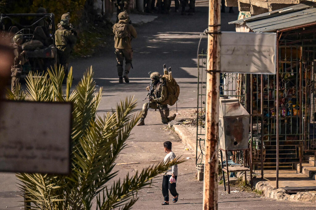 IDF forces in Quneitra, Syria (Photo: Aris MESSINIS / AFP) כוחות צה"ל באיזור קוניטרה שבסוריה