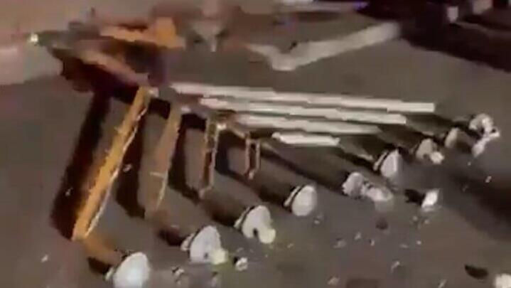 Vandalized menorah in Toronto synagogue חנוכייה הושחתה בבית הכנסת קהילת שערי תורה בטורונטו