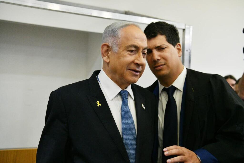 צילום: ראובן קסטרו רה"מ בנימין נתניהו נכנס לאולם הדיונים על מנת לתת עדות תיקי אלפים