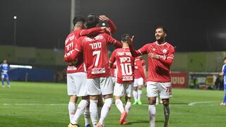 ספר חוגג עם החברים