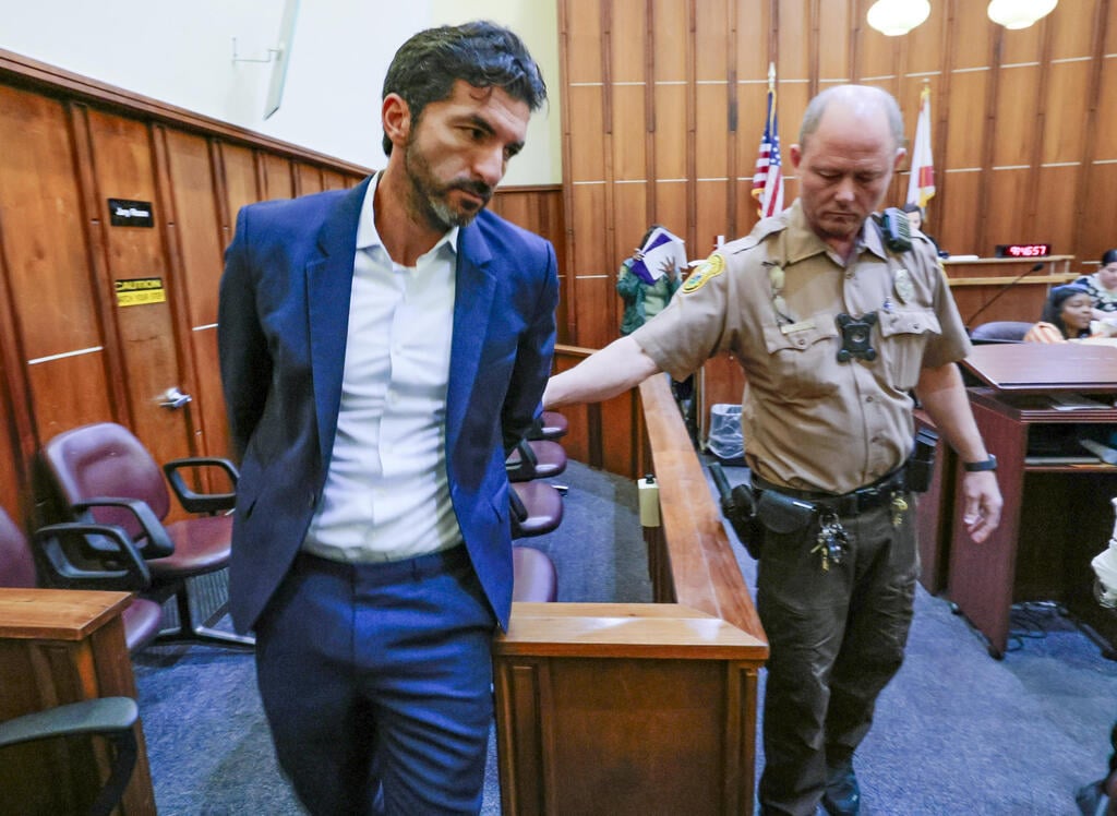 Ohad Fisherman in court (Photo: Getty Images) אוהד פישרמן בבית המשפט