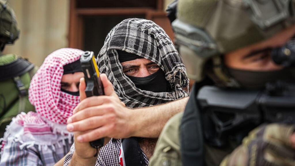 אילוסטרציה (צילום: דוברות המשטרה) אילוסטרציה של מסתערבים