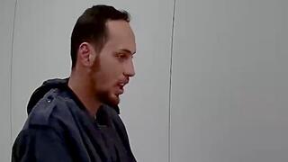 תיעוד מחקירתו של פעיל החמאס, אנס מחמד פאיז א-שריף על-ידי חוקרי יחידה 504