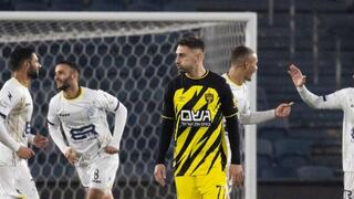 שחקני בני ריינה חוגגים, שחקן בית