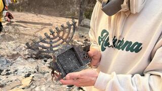 החנוכייה שרדה את השריפה