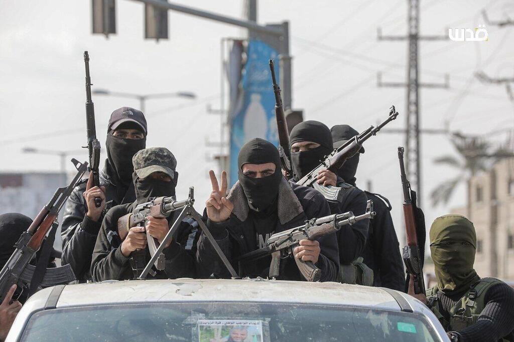 Armed Hamas terrorists on the streets of Gaza מחבלי חמאס מתפרסים ברחובות רצועת עזה לאחר נסיגת צה"ל