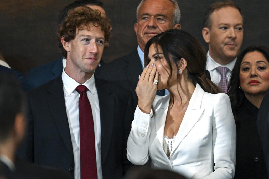 למלניה זה לא היה קורה (צילום: Kenny Holston/The New York Times via AP, Pool) לורן סנצ'ז מארק צוקרברג