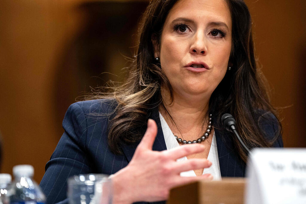 Rep. Elise Stefanik (Photo: ent Nishimura / GETTY IMAGES NORTH AMERICA / AFP) אליס סטפניק בשימוע המינוי שלה בסנאט לתפקיד שגרירת ארה״ב לאו״ם