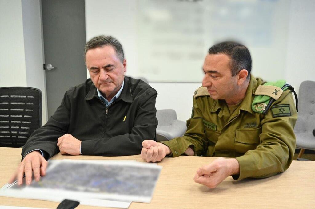 ישראל כ"ץ בבסיס הקריה (צילום: שלומי אמסלם, משרד הביטחון ) ישראל כ"ץ בבסיס הקריה