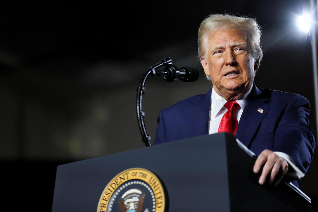 Trump cut funds for Palestinians (Photo: REUTERS/Leah Millis) דונלד טראמפ