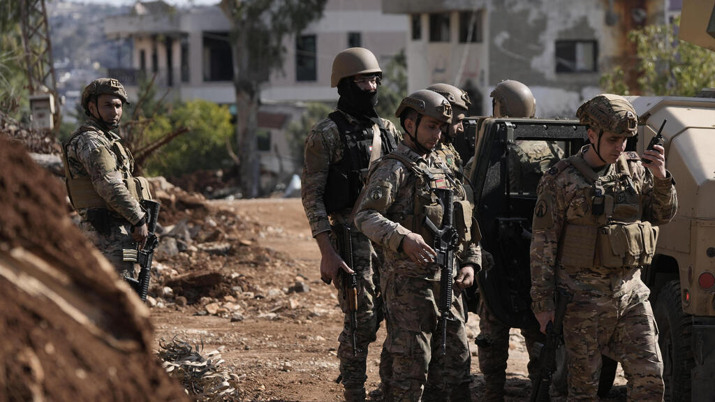 Lebanese army (Photo: AP/ Bilal Hussein) עייתרון