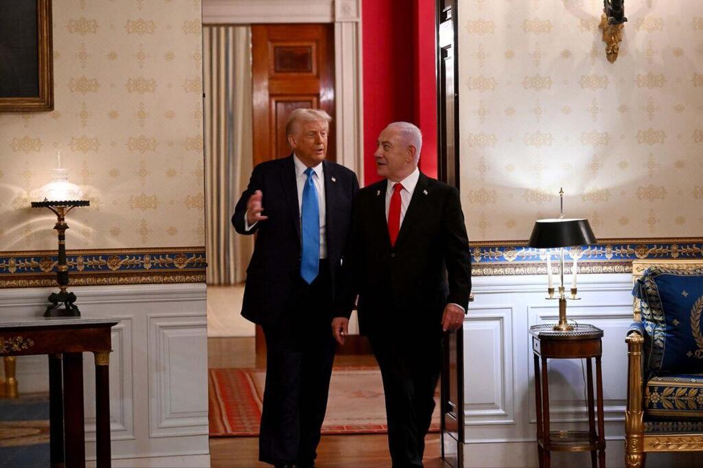 טראמפ לא מאבד עניין, ואף הזמין את אלי שרעבי לבית הלבן (צילום: אבי אוחיון, לע״מ) ראש הממשלה בנימין נתניהו נפגש עם נשיא ארה"ב דונלד טראמפ