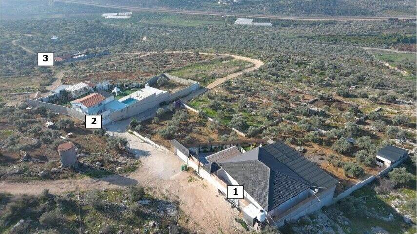 Photo: Regavim מתחמי יוקרה במרחב קו התפר