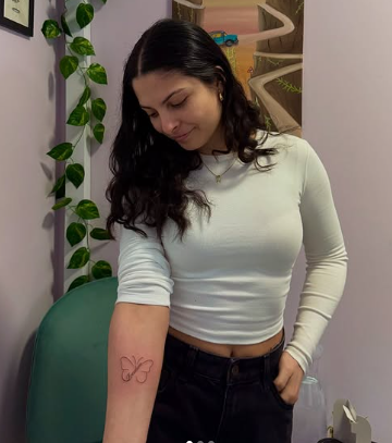 הקעקוע החדש שעשתה דניאלה אחרי השחרור (צילום: מתוך האינסטגרם) דניאלה גלבוע משתפת באינסטגרם בקעקוע חדש