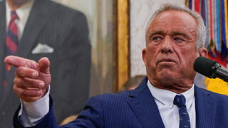 שר הבריאות האמריקני רוברט פ