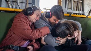  סשה טרופנוב בדרך לבית החולים שיבא