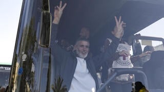 חגיגות וקבלת פנים בחאן יונס למחבלים ששוחררו מהכלא