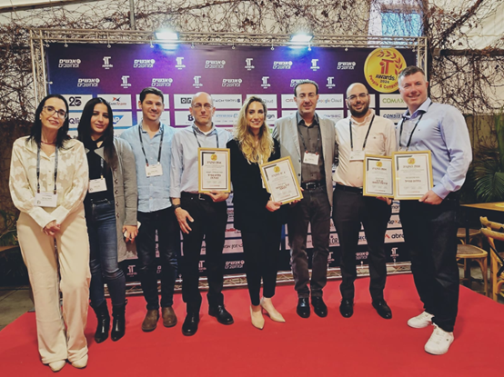 מקסים קורוסטישבסקי- מנהל מחלקת מערכות מידע ואו"ש, כפיר לוי- מנהל יחידת תוכנה, אילן שמש –מנכ"ל ש.ל.ה, רוית בוחן- מנהלת יחידת ארגון ושיטות, רתם ספיר - מנהל דאטה, אלון הומינר - מנהל אבטחת מידע, מירן שחר- מנהלת דיגיטל ומוצר, לימור בן חור- מנהלת יחידת יישום ותפעול. 