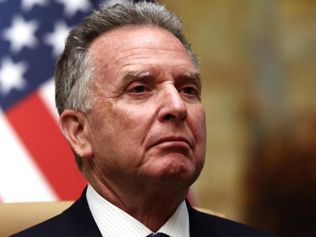 U.S. envoy to Mideast Steve Witkoff (Photo: REUTERS/Evelyn Hockstein/Pool) סטיב וויטקוף שליחו של נשיא ארה"ב דונלד טראמפ למזרח התיכון במהלך שיחות בסעודיה על עתיד אוקראינה מול גורמים ברוסיה