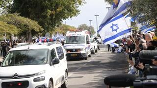 ארונות החללים החטופים מגיעים לאבו כביר, המכון לרופאה משפטית
