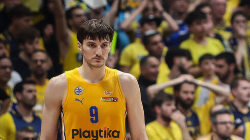 NY Knicks show interest in Israeli center Roman Sorkin, but Maccabi Tel Aviv says no