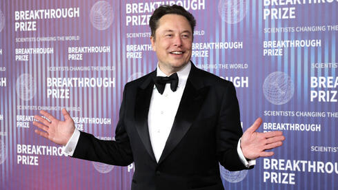 מתקרב לטריליון: השווי של אילון מאסק זינק ל-677 מיליארד דולר