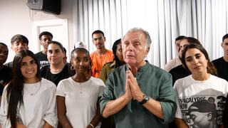 המלחין קובי אשרת בהקלטת השיר המלחין קובי אשרת בהקלטת השיר