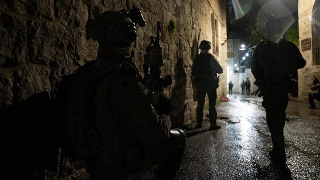IDF soldiers operating in the West Bank (Photo: IDF Spokesperson's Unit) פעילות כוחות עוצבת הקומנדו ברחבי יהודה ושומרון