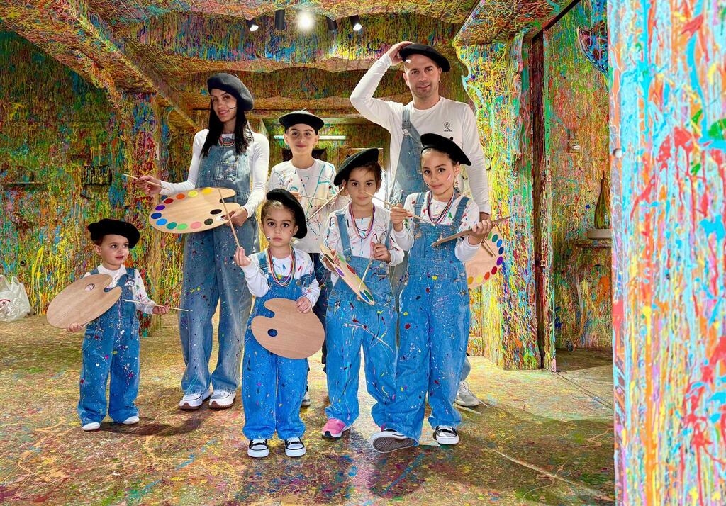 פסח בבית הצבעים של סאם חלבי