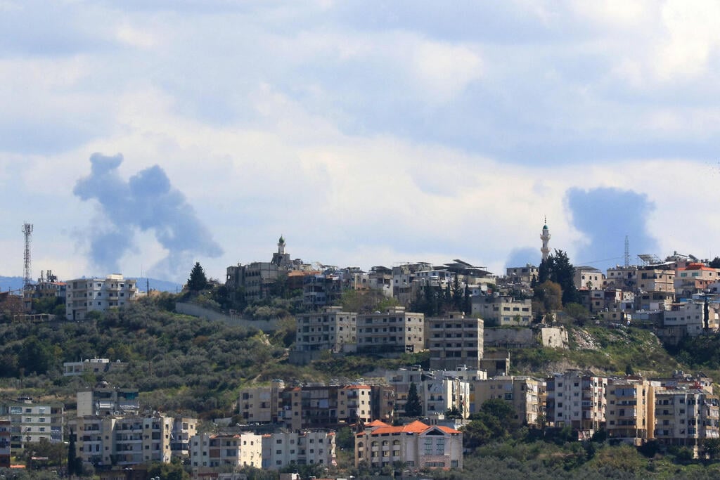 צילום: Mahmoud ZAYYAT / AFP תקיפות צה"ל בדרום לבנון