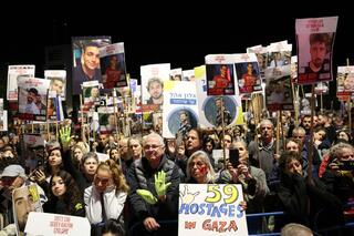 עצרת בכיכר החטופים