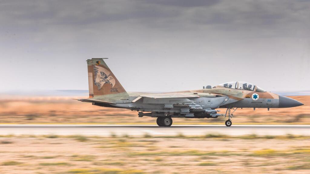 צילום: דובר צה"ל מהמראת מטוסי הקרב של חיל האוויר לתקיפות בדרום לבנון