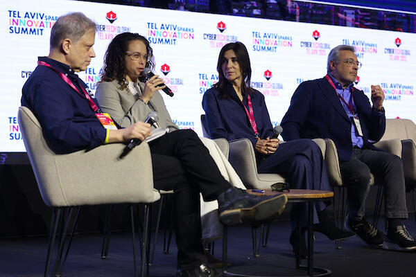 פאנל השקעות