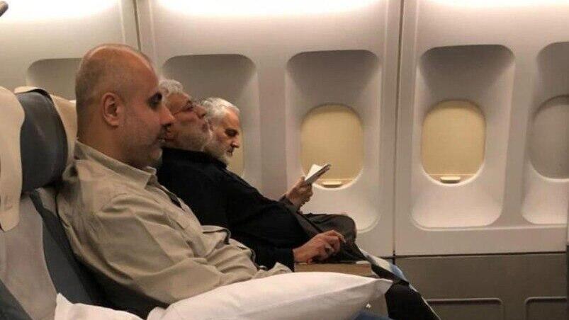 Hassan Ali Mahmoud Bdeir shares a flight with top Iranian general Qasem Soleimani חסן בדיר לצד מפקד כוח קודס לשעבר קאסם סלימאני ובכיר אל-חשד א-שעבי אבו מהדי אל-מוהנדס