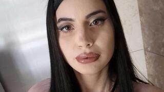 טל בטיטו עברה ניתוח פלסטי כושל