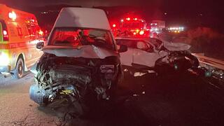 תאונה תאונת דרכים בית שמש 7 שבעה פצועים פצועות צעירה שדות מיכה ירושלים קפלן שערי צדק הדסה עין כרם צעיר