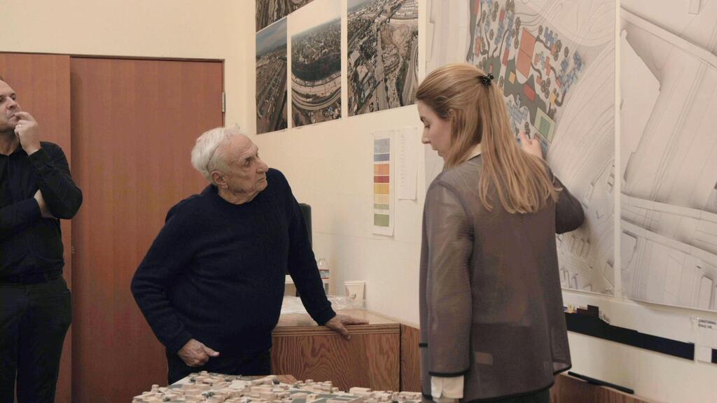 מתוך פרויקט של גרי לבניית כלא. Frank Gehry: Building Justice (צילום באדיבות פסטיבל אפוס) Frank Gehry: Building Justice