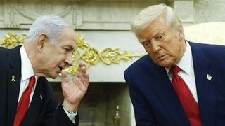 בנימין נתניהו ודונלד טראמפ בחדר הסגלגל