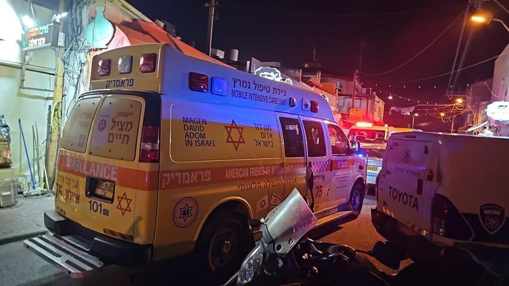 צילום: תיעוד מבצעי מד"א רמלה: זירת אלימות קשה ובה שלושה צעירים נרצחו