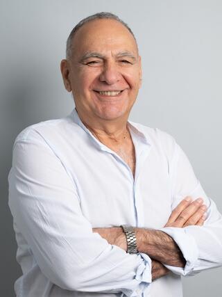 אשר אלון