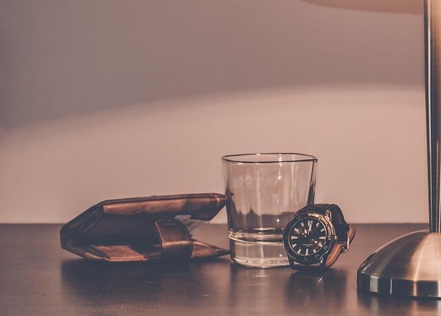 pixabay.com - 3- house content insurance