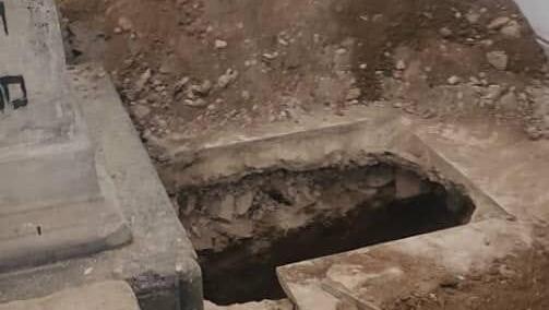 הבור שנחפר ליד קברו של הרב חיים ויטאל