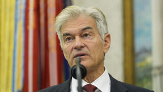 טקס השבעתו של אוז לתפקיד מנהל המרכזים למדיקר ומדיקייד (CMS)