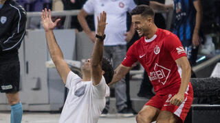 אליניב ברדה חוגג עלייה לליגת העל