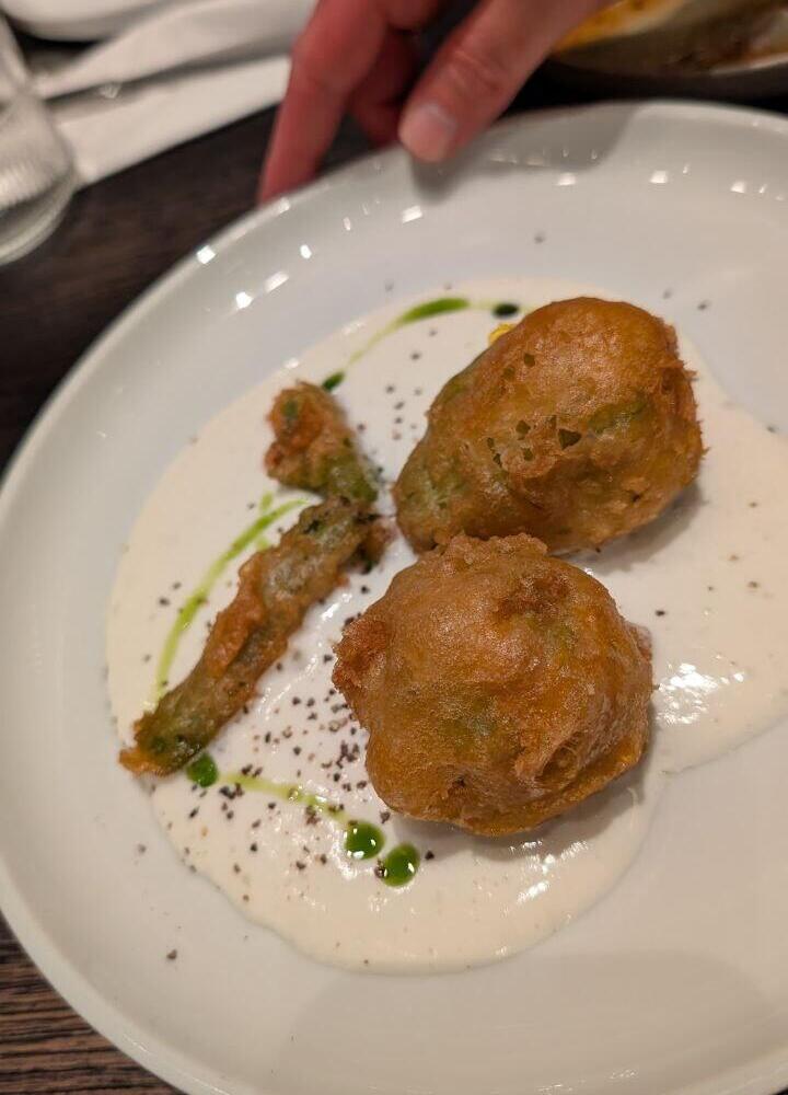 ביס חסר כל רגש (צילום: יהונתן כהן) מסעדת קאפרי