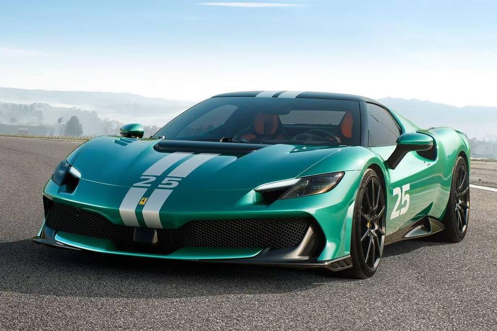 הכי מיוחדת: פרארי חשפה 296 Speciale