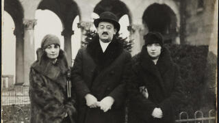 הנריק עם אשתו פליציה ובתו יעל בשנות השלושים